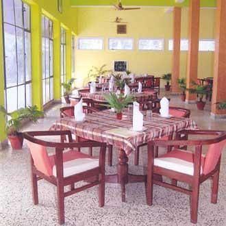 Rahi Tourist Bungalow Hotel Moradabad Buitenkant foto